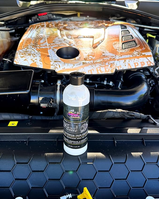 Tread Glo TG-16 Tire and Exterior Trim Dressing Long Lasting Super Shine Dressing for Tires, Rubber, Plastic, Trim and More Safe for Cars, Trucks, SUVs, RVs & More 16 fl oz