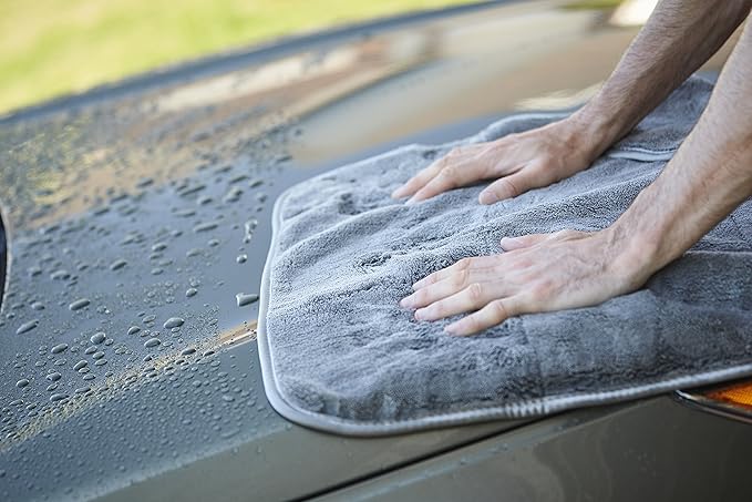 VIKING 979700 Final Shine Microfiber Monster Drying Towel (4 Square Feet)