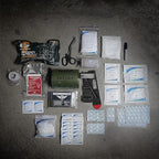 EVERLIT Emergency Trauma Kit, CAT GEN-7 Tourniquet 36" Splint, Military Combat Tactical IFAK for First Aid Response, Critical Wounds, Severe Bleeding Control (Black)