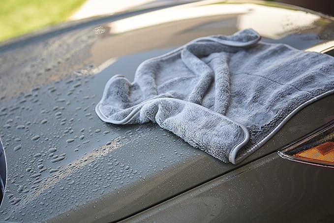 VIKING 979700 Final Shine Microfiber Monster Drying Towel (4 Square Feet)